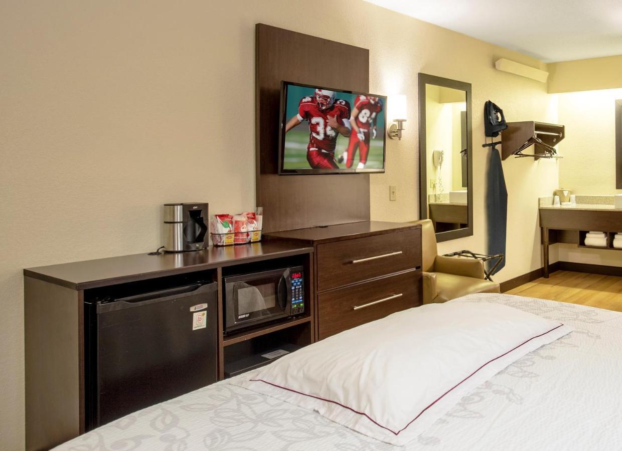 Red Roof Inn Plus+ Secaucus - Meadowlands Esterno foto