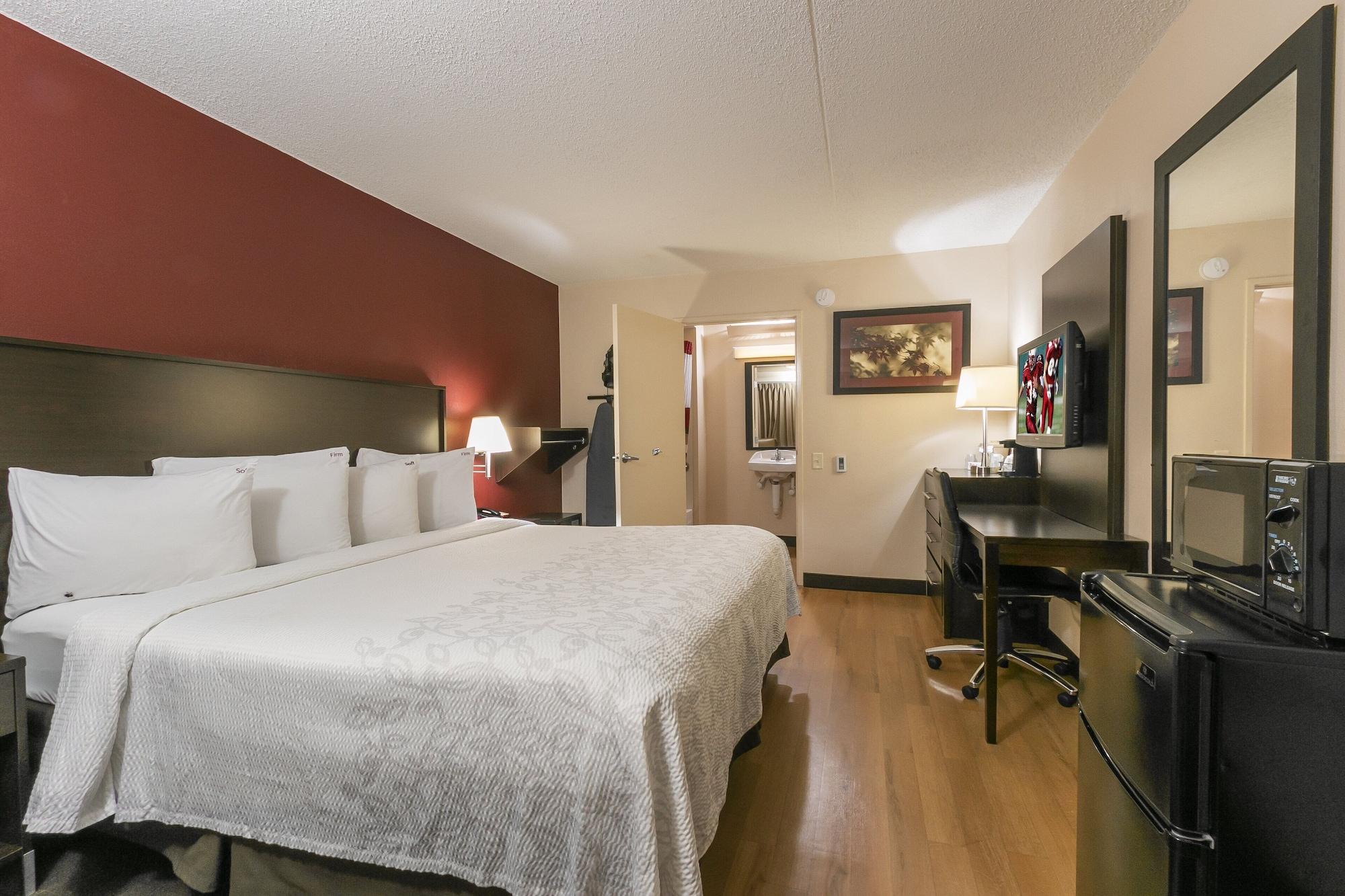 Red Roof Inn Plus+ Secaucus - Meadowlands Esterno foto