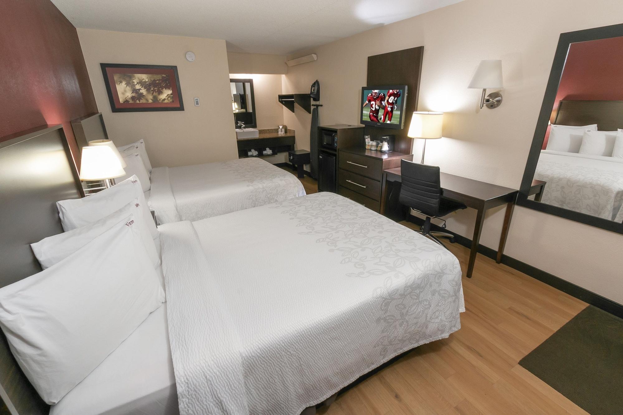 Red Roof Inn Plus+ Secaucus - Meadowlands Esterno foto