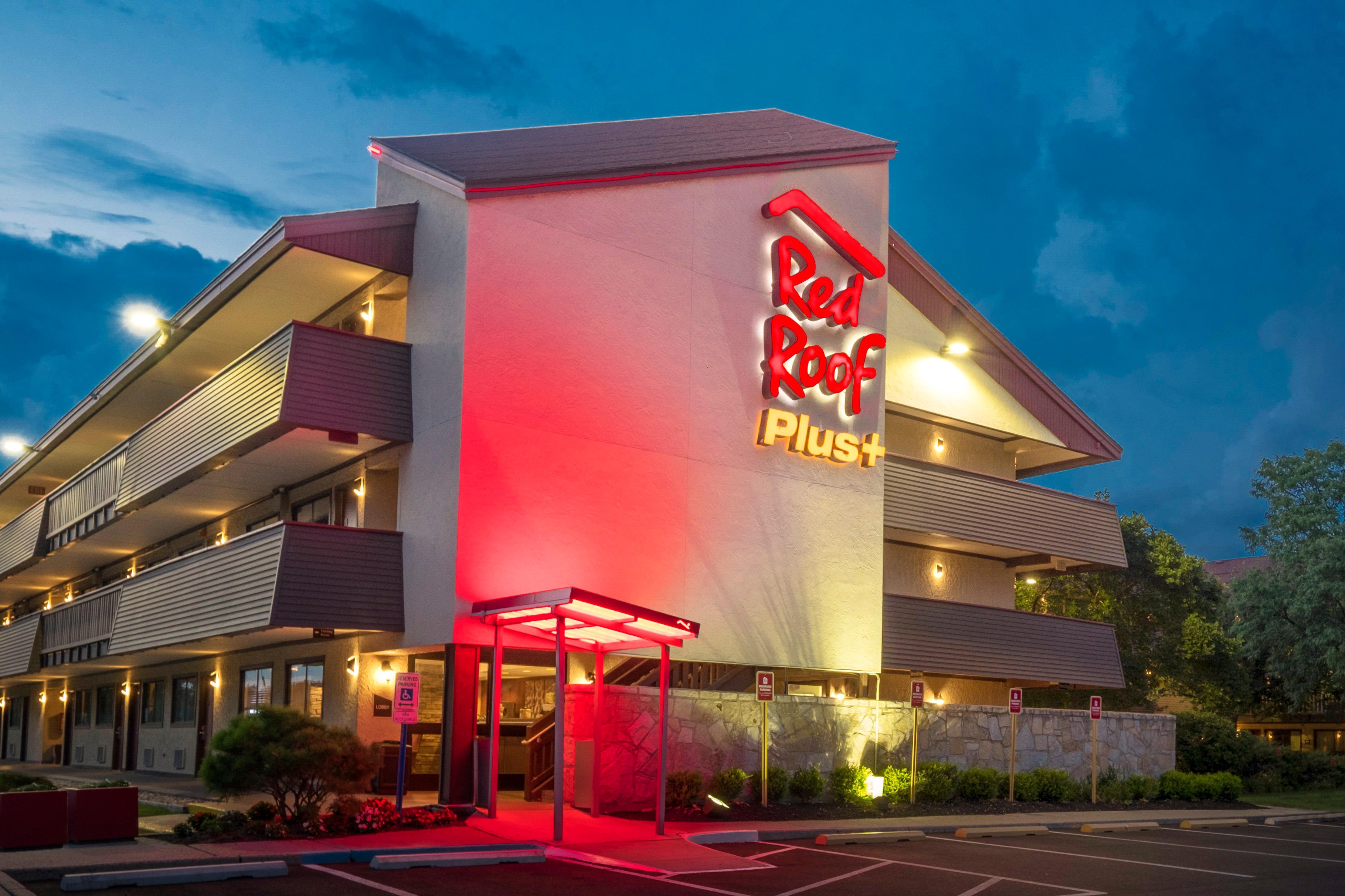 Red Roof Inn Plus+ Secaucus - Meadowlands Esterno foto