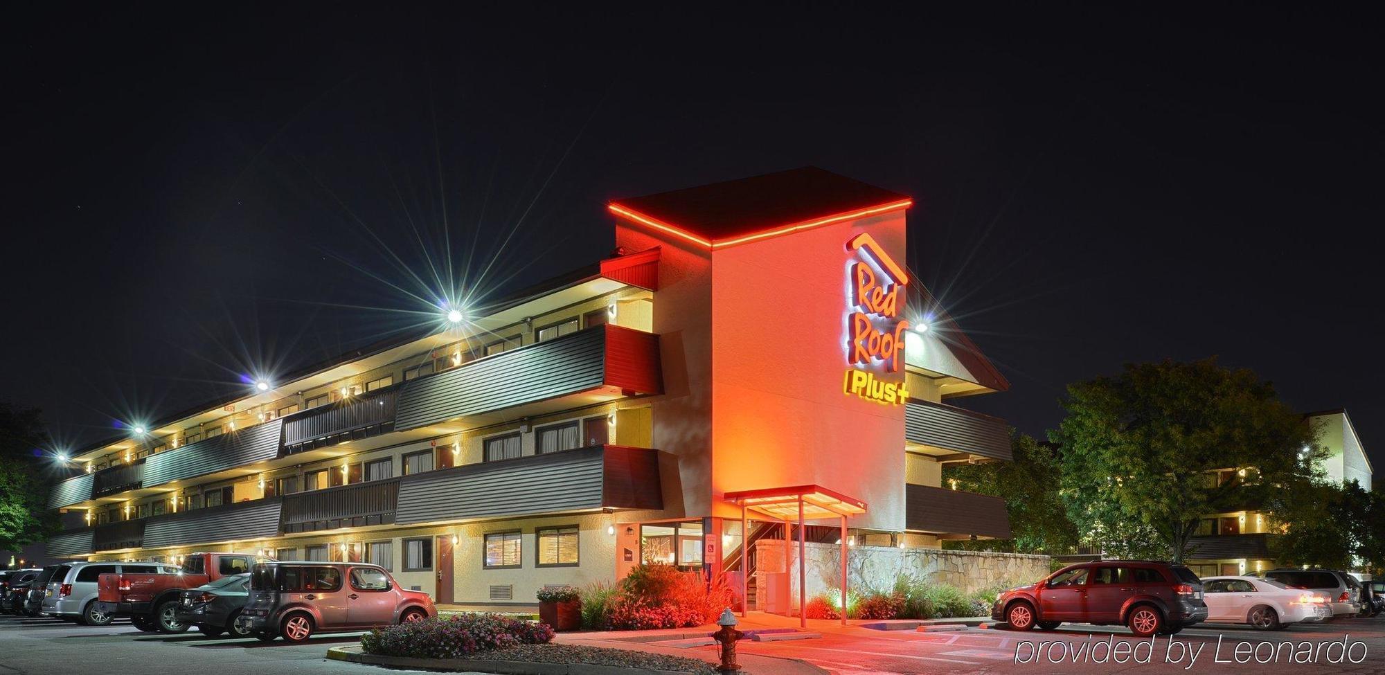 Red Roof Inn Plus+ Secaucus - Meadowlands Esterno foto
