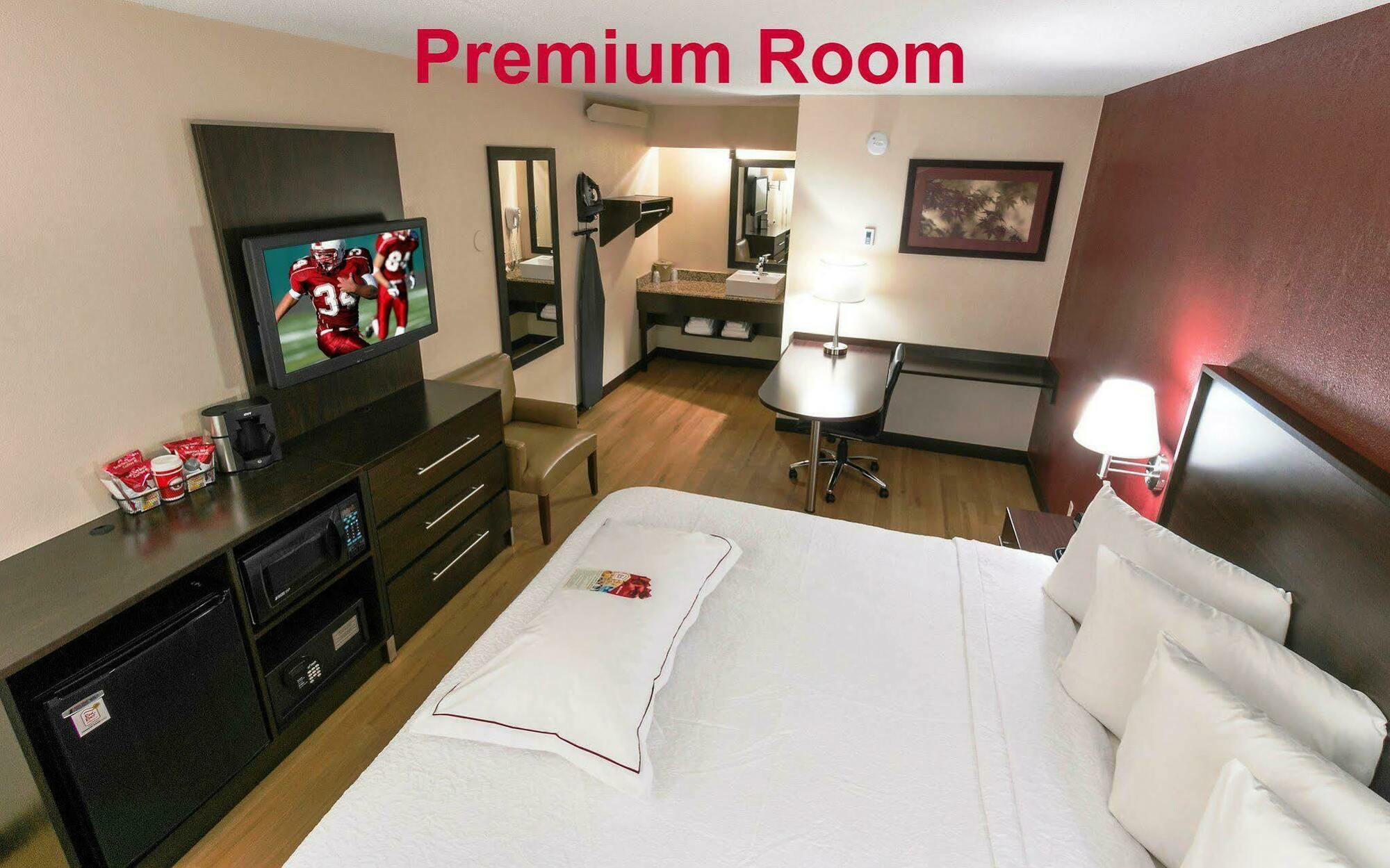 Red Roof Inn Plus+ Secaucus - Meadowlands Esterno foto